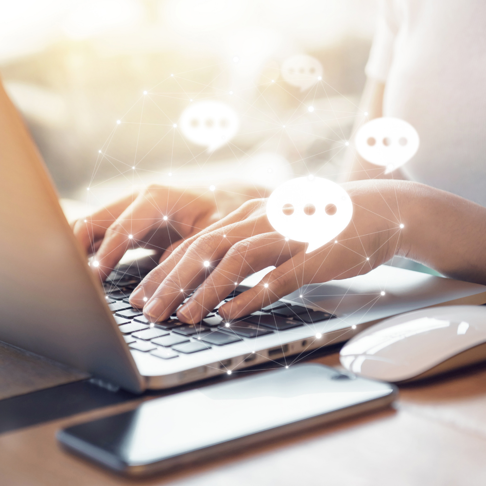ELECOM - Live Chat Page Contact